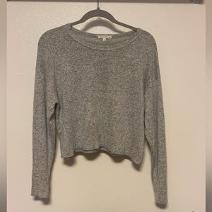 Grey cropped longsleeve